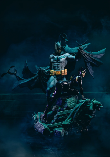 Batman & Catwoman Reunion 1/4 Scale Statue Exclusive Edition